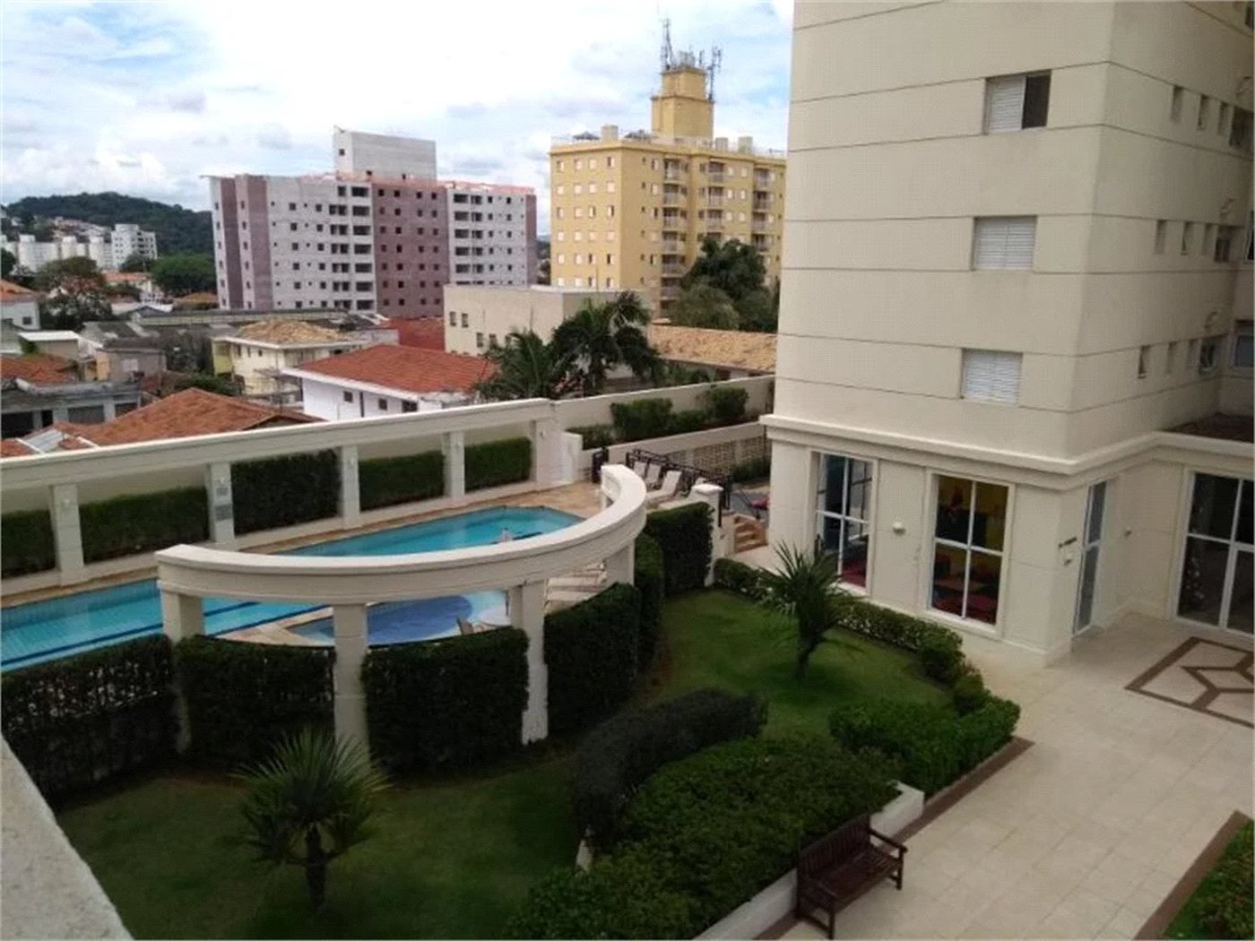 Apartamento à venda com 3 quartos, sendo 1 suíte, em Vila Sônia, São Paulo, SP