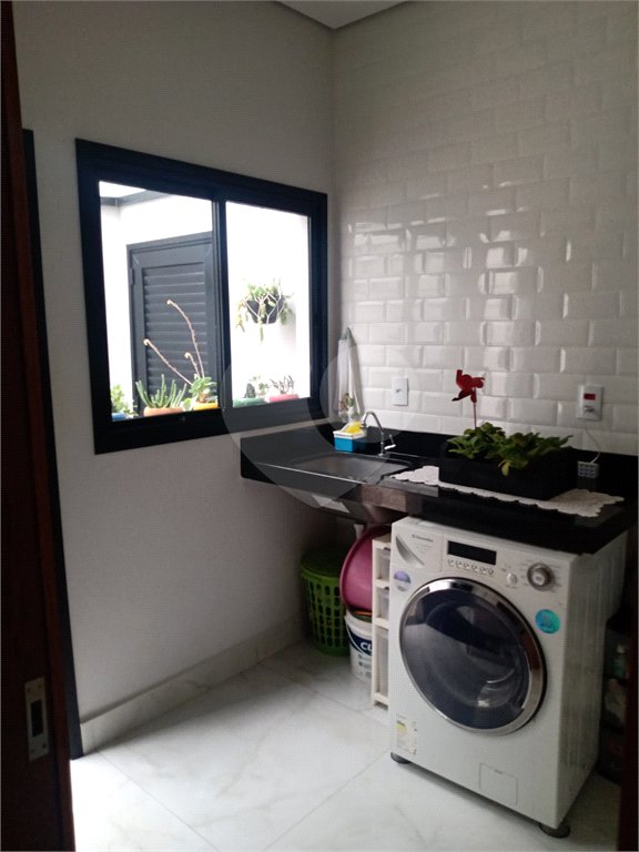 Casa à venda com 3 suítes no condomínio Residencial Milano, Indaiatuba - SP