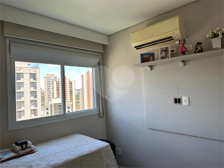 Apartamento à venda com 3 suítes em Vila Suzana, São Paulo, SP