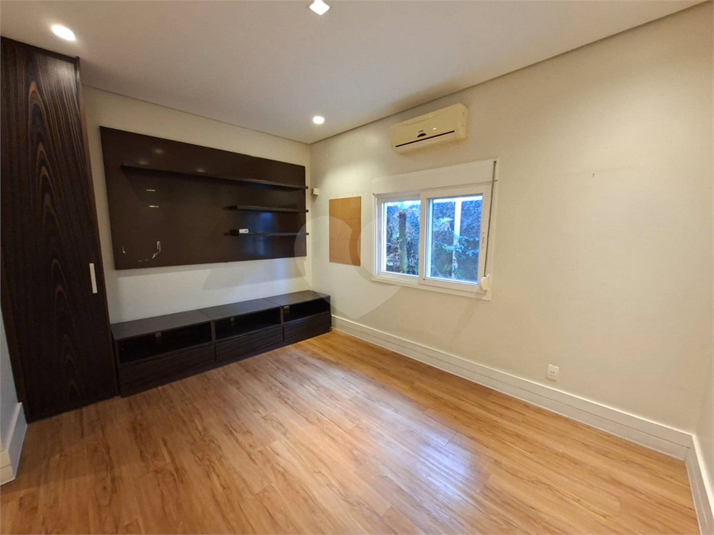 Casa à venda com 2 quartos, sendo 1 suíte, em Planalto Paulista, São Paulo, SP