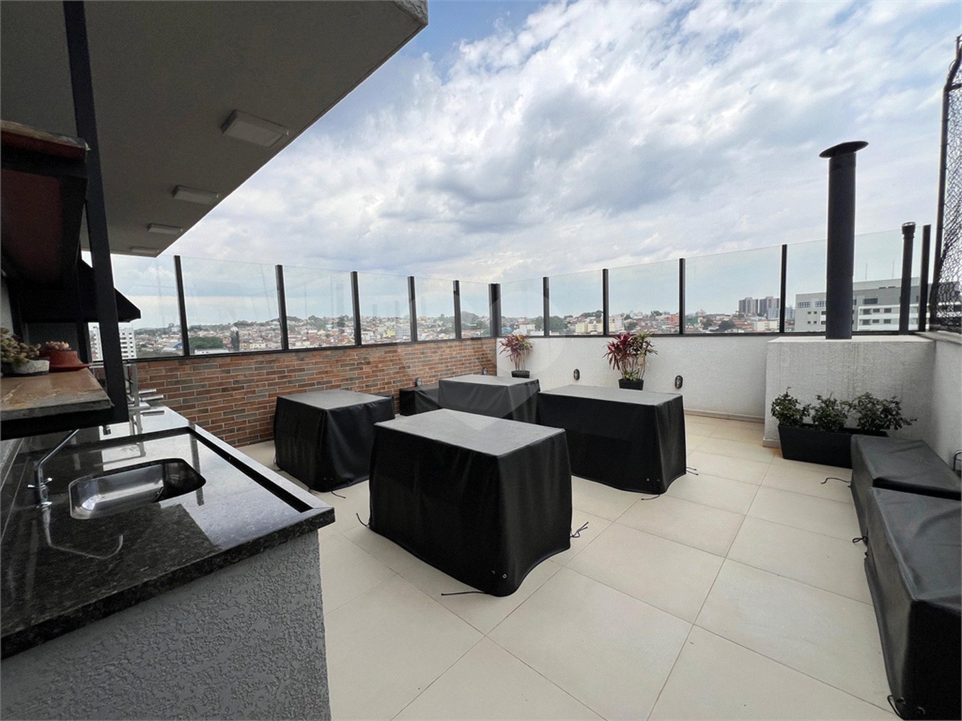 Apartamento à venda com 2 suítes em Atibaia Jardim, Atibaia, SP
