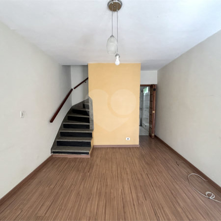 Sobrado à venda com 3 quartos em Vila Mazzei, São Paulo, SP