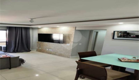 Apartamento à venda com 2 quartos, sendo 1 suíte,  em Santana, São Paulo, SP