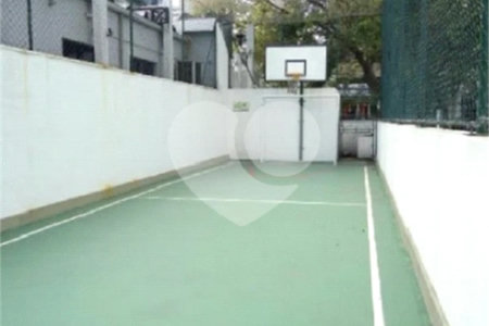 Apartamento à venda com 3 quartos em Moema, São Paulo, SP