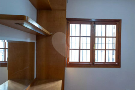 Sobrado à venda com 2 quartos em Vila São Pedro, São Paulo, SP
