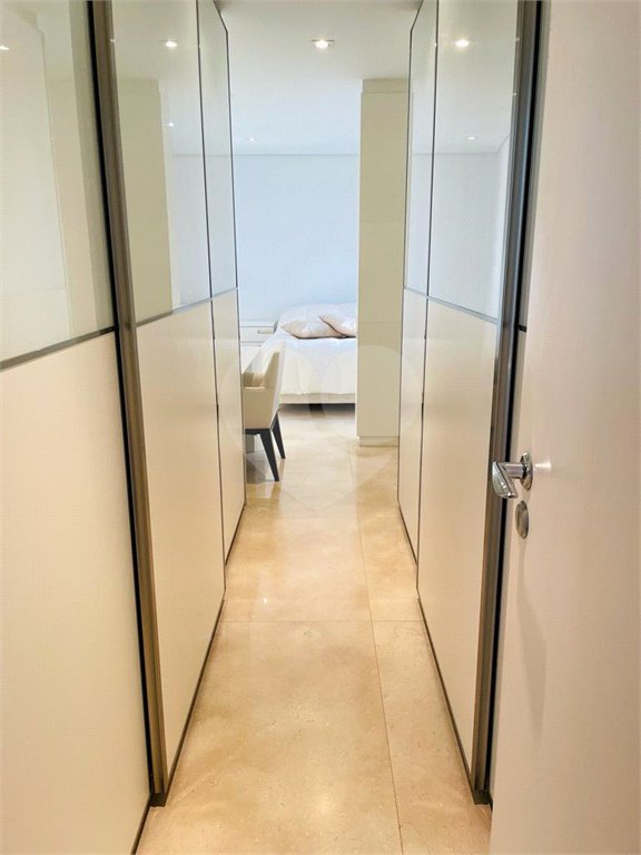 Apartamento à venda ou para alugar com 2 quartos, sendo 1 suíte, em Parque do Morumbi, São Paulo, SP