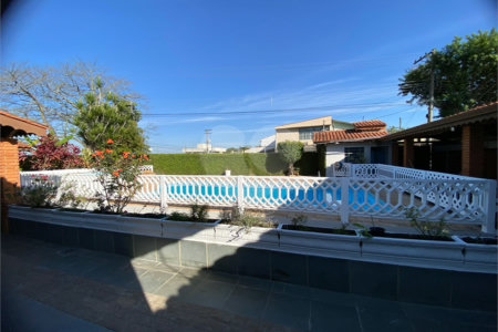 Casa Térrea para alugar com 3 quartos, sendo 1 suíte, em Jardim Alvinópolis, Atibaia, SP