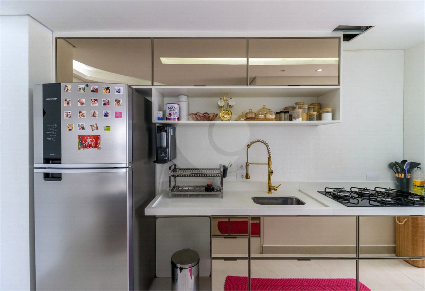 Apartamento à venda com 3 quartos, sendo 1 suíte, em Santo Amaro, São Paulo, SP