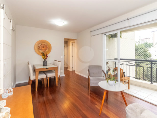 Apartamento à venda com 3 quartos, sendo 1 suíte,  em Vila Sofia, São Paulo, SP