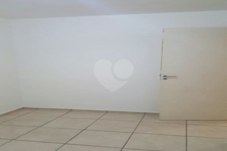 Apartamento à venda com 3 quartos em Cidade dos Bandeirantes, São Paulo, SP