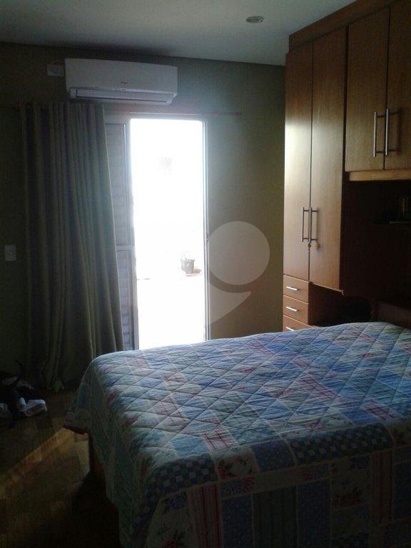 Casa à venda com 4 quartos, sendo 3 suítes, em Barra Funda, São Paulo, SP