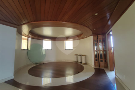 Apartamento à venda com 4 suítes em Moema, São Paulo, SP
