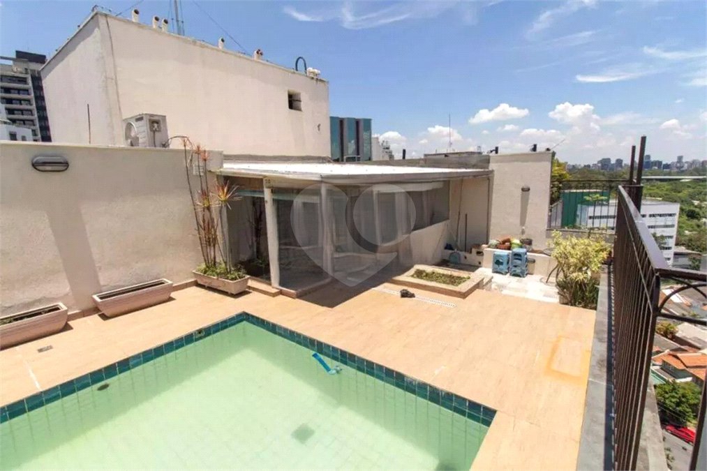 Cobertura à venda ou para alugar com 3 quartos, sendo 1 suíte,  em Vila Clementino, São Paulo, SP