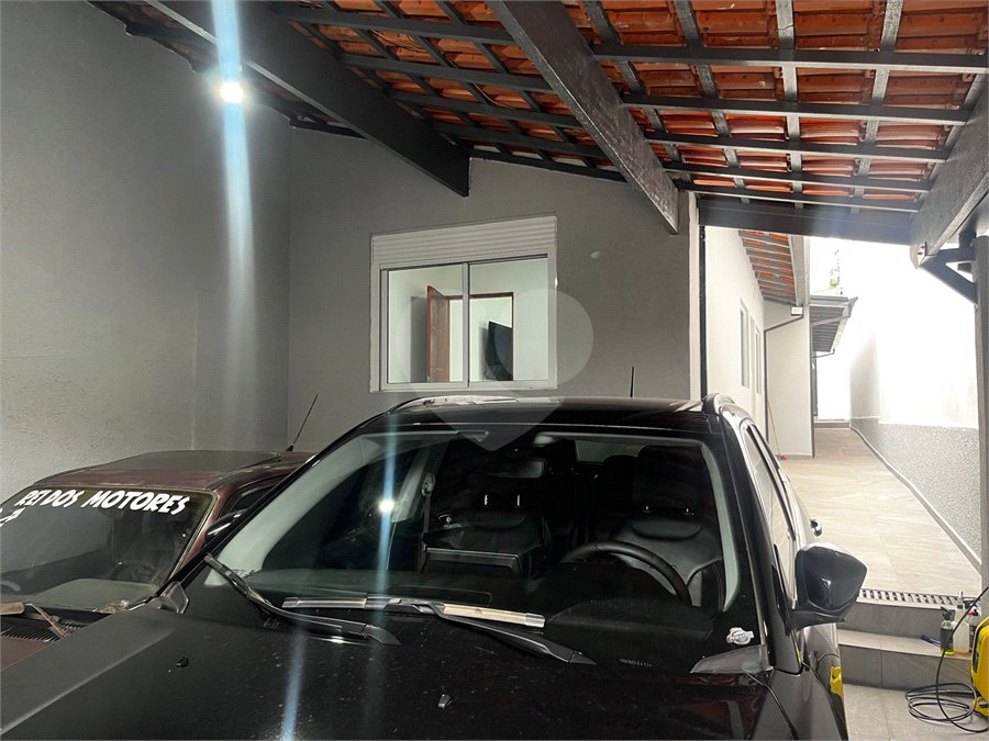 Casa à venda com 3 quartos, sendo 1 suíte,  em Jardim Armênia, Mogi das Cruzes, SP