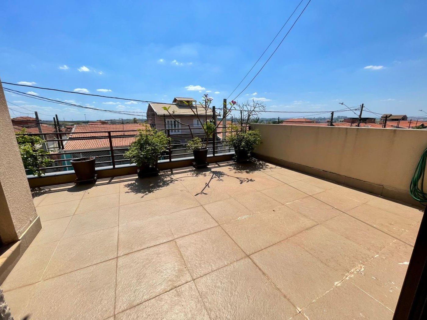 Casa à venda com 3 quartos, sendo 1 suíte, em Jardim Adelaide, Hortolândia, SP