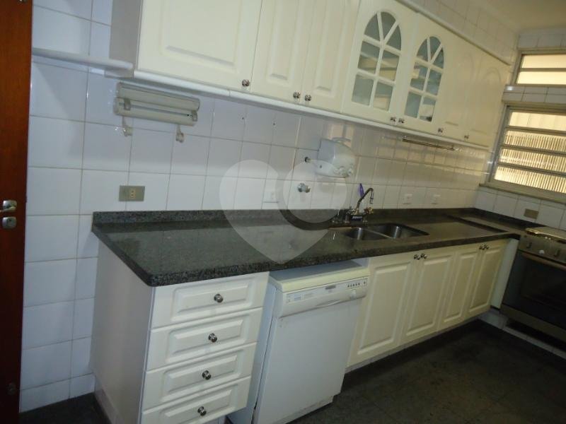 Casa Térrea à venda com 3 quartos, sendo 1 suíte,  em Vila Mariana, São Paulo, SP