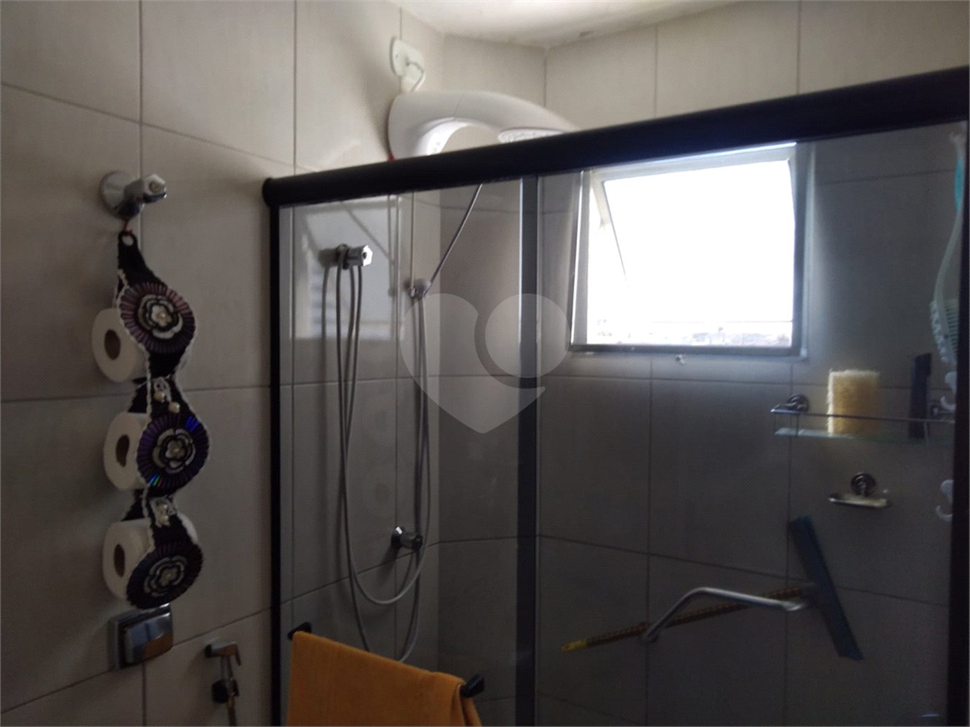 Apartamento à venda com 3 quartos, sendo 1 suíte, em Parque Santana, Mogi das Cruzes, SP