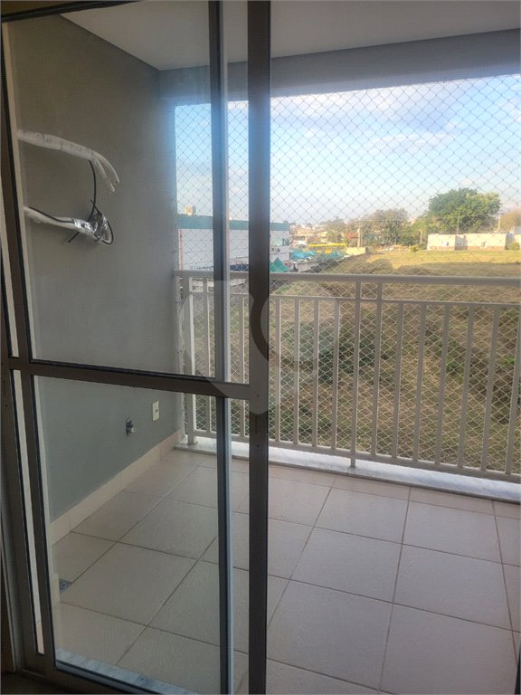 Apartamento à venda ou para alugar com 3 quartos, sendo 1 suíte, em Vila Norma, Salto, SP