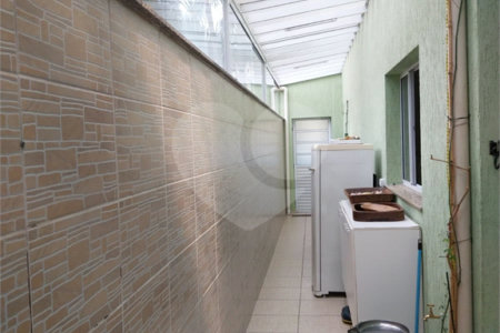 Casa à venda com 3 quartos, sendo 1 suíte, no condomínio Villagio Esperanza, Guarulhos - SP