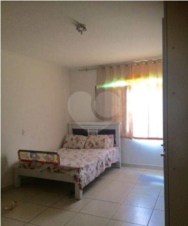 Sobrado à venda com 2 quartos em Tremembé, São Paulo, SP