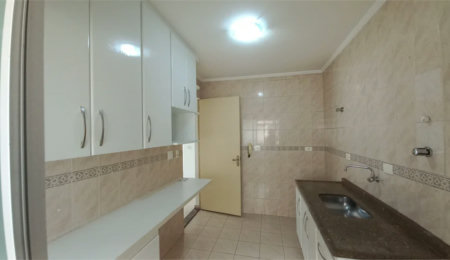 Apartamento à venda com 3 quartos em Jardim Londrina, São Paulo, SP