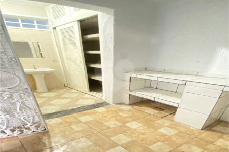 Sobrado à venda com 3 quartos, sendo 2 suítes,  em Parque Terra Nova, São Bernardo do Campo, SP