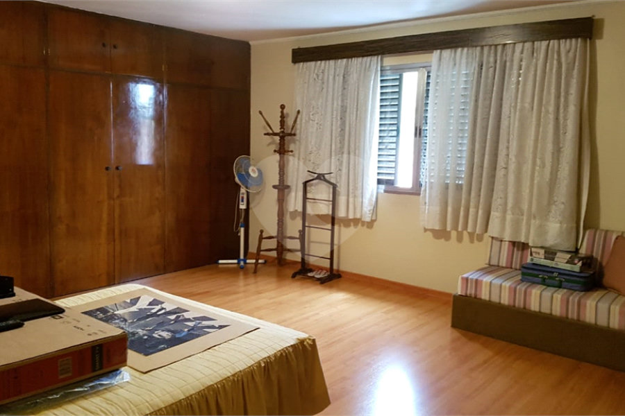 Sobrado à venda com 3 quartos em Vila Santa Terezinha (zona Norte), São Paulo, SP