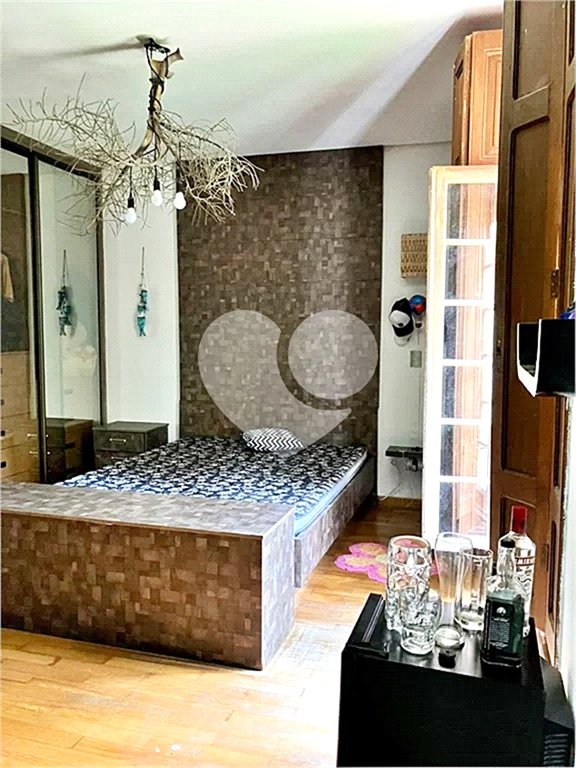 Casa à venda com 4 suítes no condomínio Sausalito, Mairiporã - SP