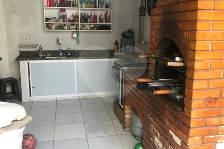 Triplex à venda com 4 quartos, sendo 1 suíte, em Campo Grande, Rio de Janeiro, RJ