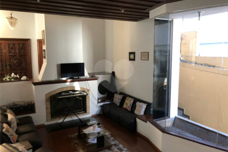 Casa à venda com 3 suítes em Fazenda Morumbi, São Paulo, SP