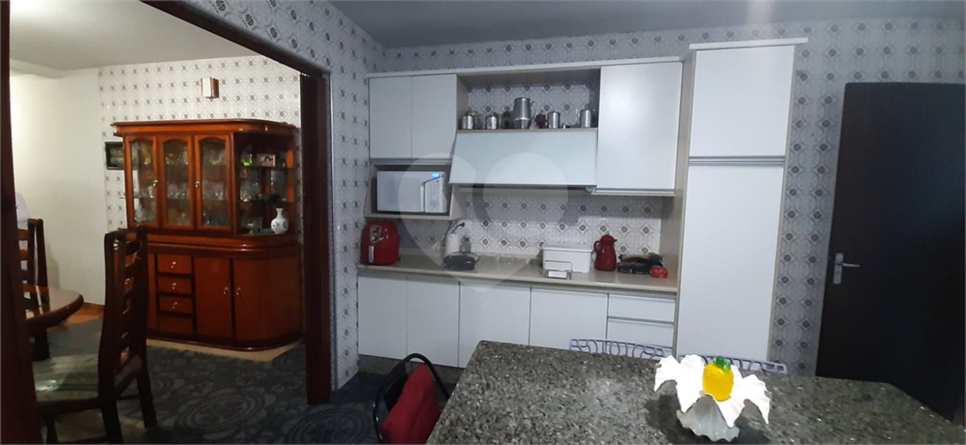 Sobrado à venda com 4 quartos em Santana, São Paulo, SP