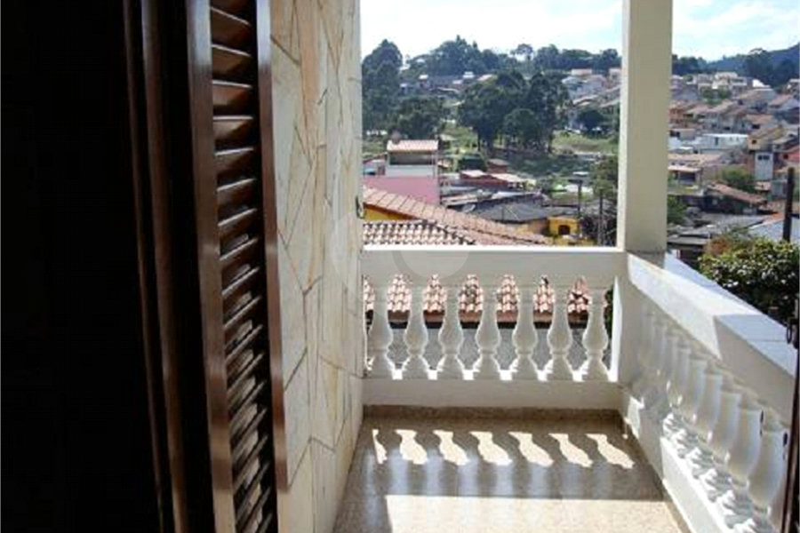 Sobrado à venda com 2 quartos, sendo 1 suíte, em Jardim Las Vegas, Guarulhos, SP