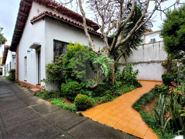 Casa Térrea à venda com 3 quartos, sendo 1 suíte,  em Brooklin Velho, São Paulo, SP