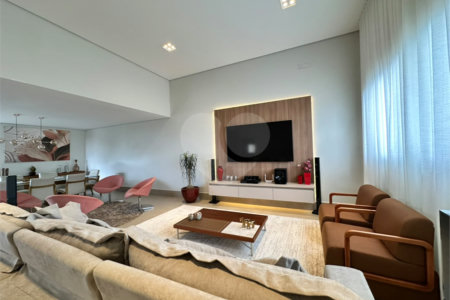 Casa à venda com 3 suítes no condomínio Villas do Golfe, Itu - SP