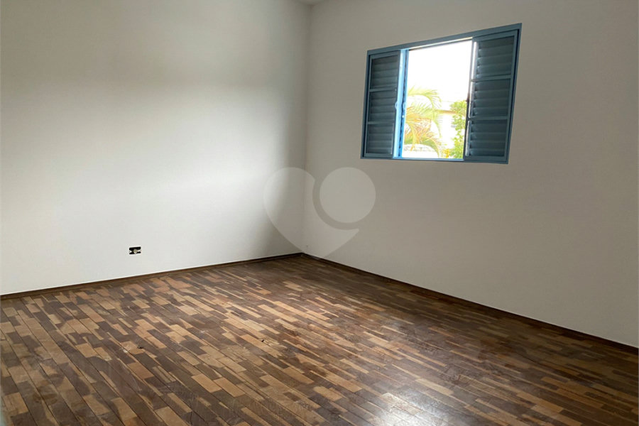 Sobrado à venda com 2 quartos em Tremembé, São Paulo, SP