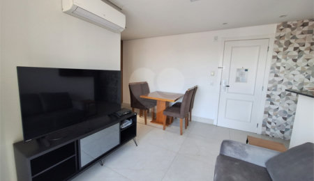Apartamento para alugar com 2 quartos em Vila Olímpia, São Paulo, SP