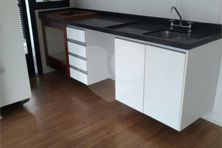 Apartamento à venda com 1 quarto em Vila Olímpia, São Paulo, SP