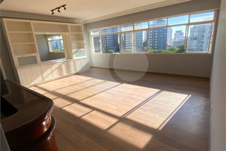 Apartamento à venda com 3 quartos em Vila Mariana, São Paulo, SP