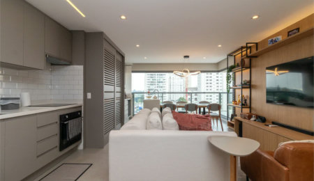 Apartamento à venda com 2 suítes em Santo Amaro, São Paulo, SP