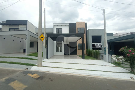 Casa à venda com 3 quartos, sendo 2 suítes, no condomínio Vila Rica, Indaiatuba - SP