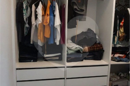 Casa para alugar com 4 quartos, sendo 3 suítes,  no condomínio Figueira Garden, Atibaia - SP