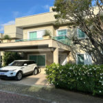 Casa à venda com 4 suítes no condomínio Residencial Jabuticabeiras, São Paulo - SP