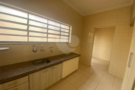 Casa à venda com 3 quartos em Jardim do Carmo, Araraquara, SP