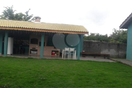 Chácara à venda com 5 quartos, sendo 2 suítes, em Campos de Atibaia, Atibaia, SP