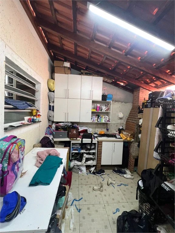Casa à venda com 2 quartos no condomínio Recanto das Graças, Cotia - SP