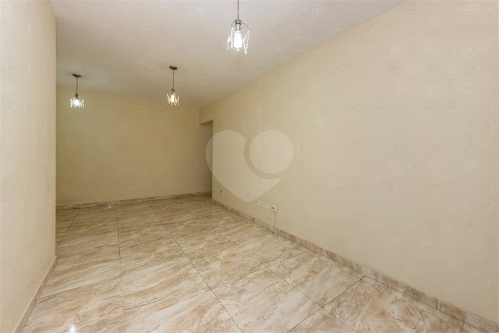 Apartamento à venda com 3 quartos, sendo 1 suíte, em Saúde, São Paulo, SP