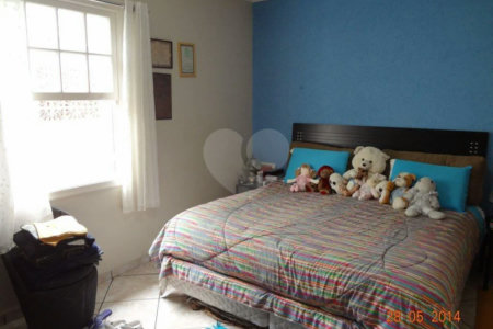 Sobrado à venda com 5 quartos, sendo 1 suíte, em Santana, São Paulo, SP