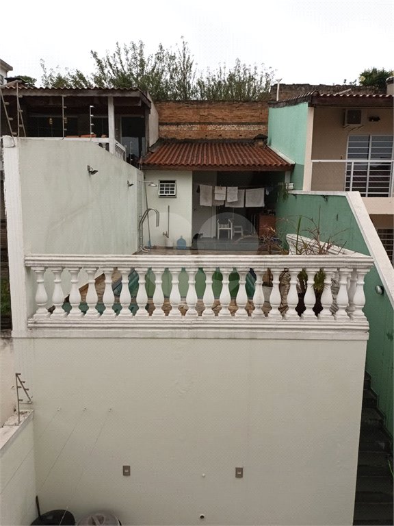Sobrado à venda com 3 quartos, sendo 1 suíte,  em Parque Peruche, São Paulo, SP