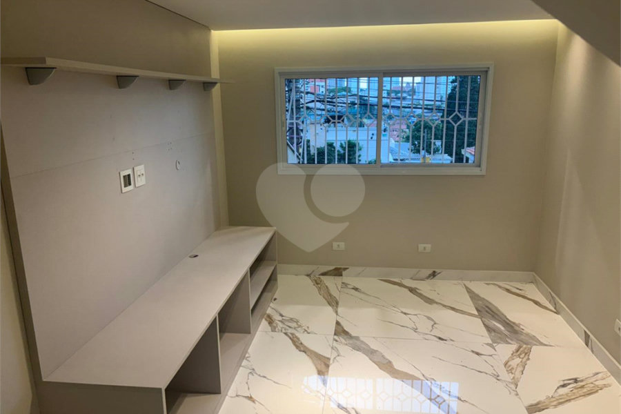 Sobrado à venda com 3 quartos, sendo 2 suítes, em Santana, São Paulo, SP