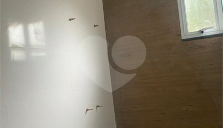 Sobrado à venda com 3 quartos, sendo 1 suíte,  em Campo Grande, São Paulo, SP